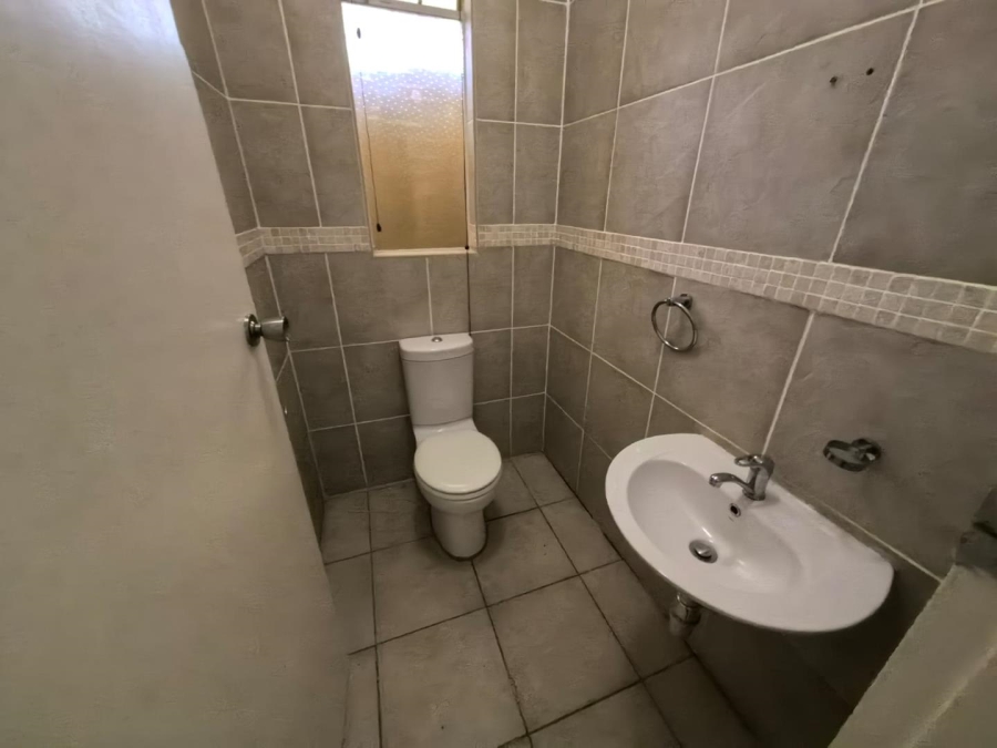4 Bedroom Property for Sale in Monument Heights Northern Cape